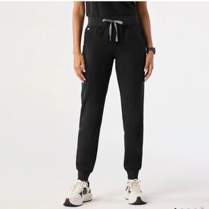 Figs Zamora Black Jogger Pants with Drawstring. Medium Petite.